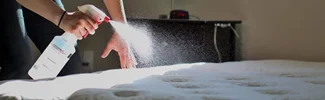 چطور تشک خوشخواب را در منزل بشوریم؟